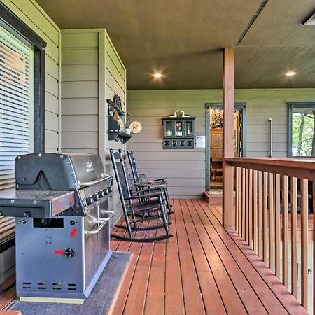 Eclectic Cabin With Hot Tub 1 Mi To Ober Gatlinburg Esterno foto