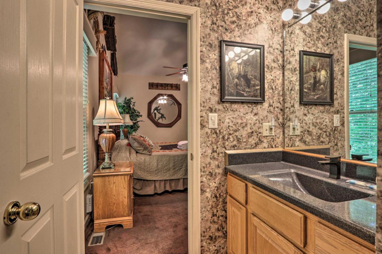 Eclectic Cabin With Hot Tub 1 Mi To Ober Gatlinburg Esterno foto
