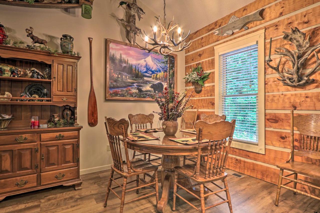 Eclectic Cabin With Hot Tub 1 Mi To Ober Gatlinburg Esterno foto