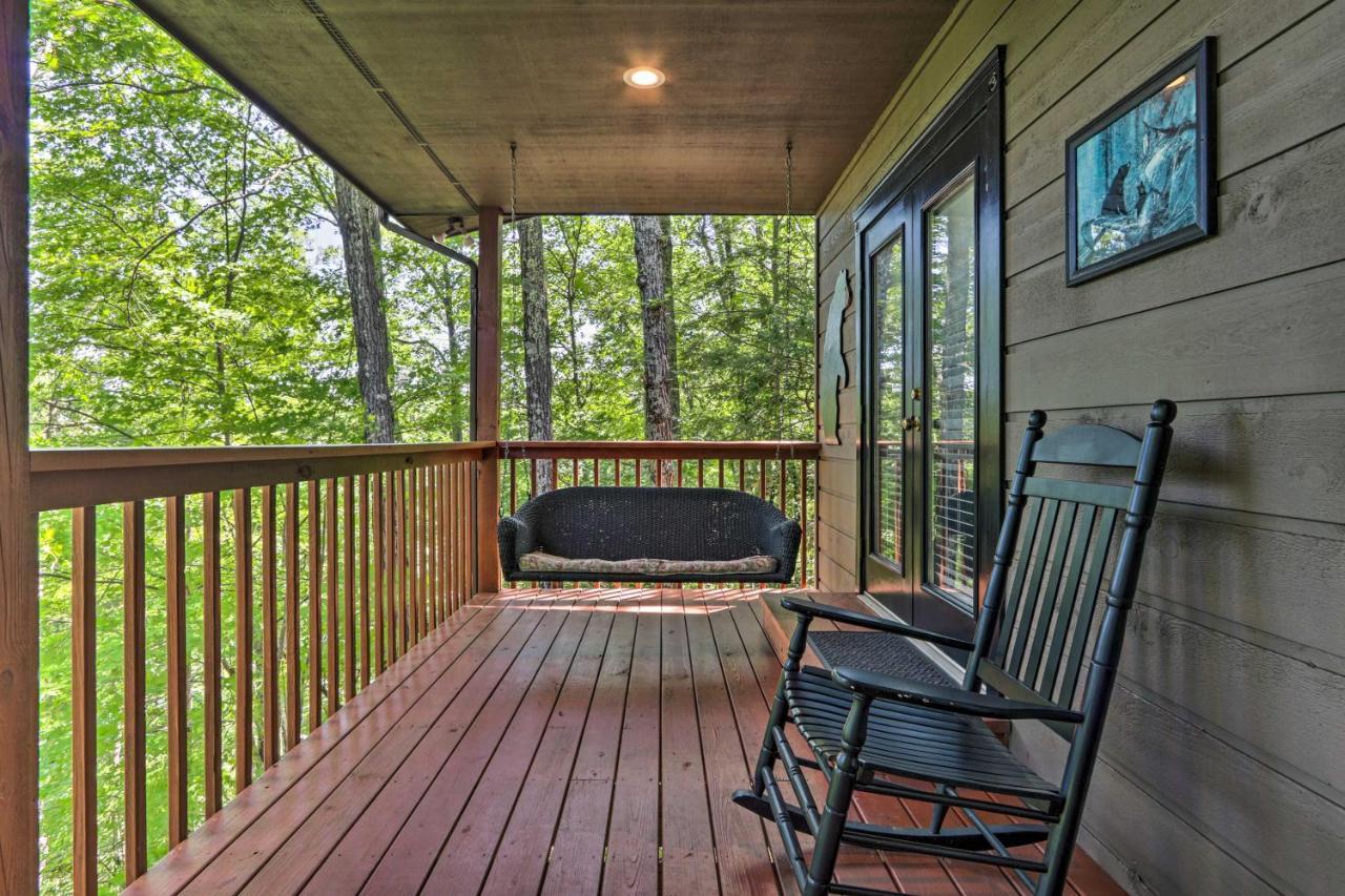Eclectic Cabin With Hot Tub 1 Mi To Ober Gatlinburg Esterno foto
