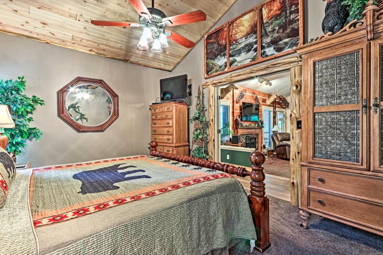 Eclectic Cabin With Hot Tub 1 Mi To Ober Gatlinburg Esterno foto