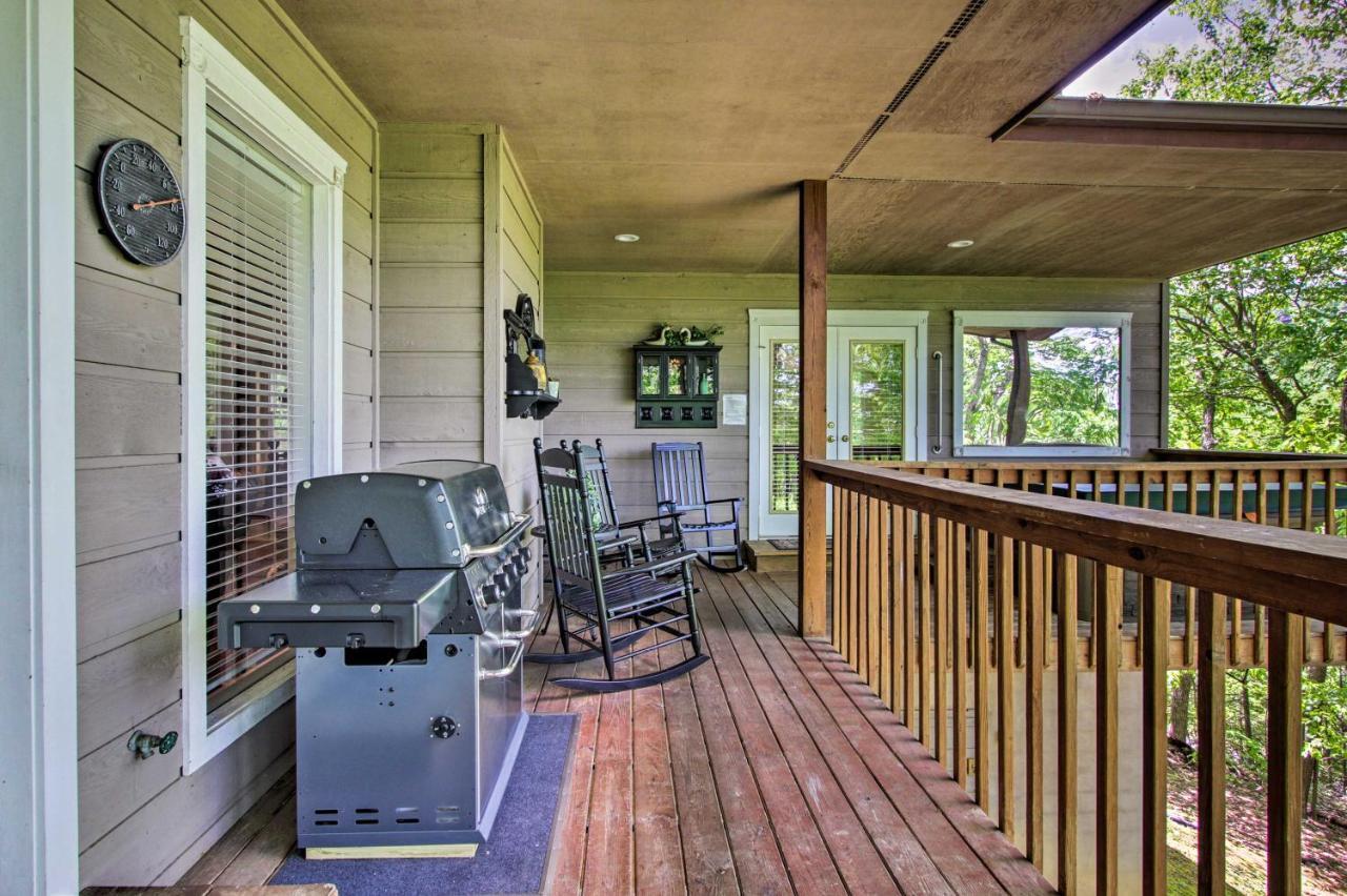 Eclectic Cabin With Hot Tub 1 Mi To Ober Gatlinburg Esterno foto
